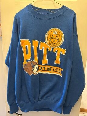 Pitt Panthers Blue Graphic Crewneck Sweatshirt